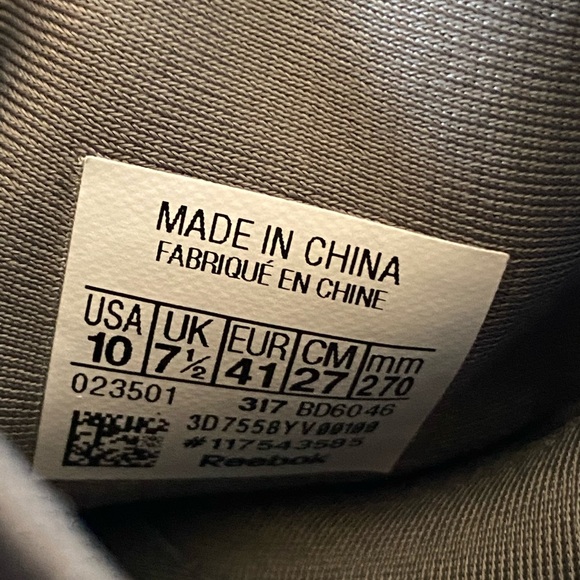 Reebok athletic shoes - Picture 9 of 10